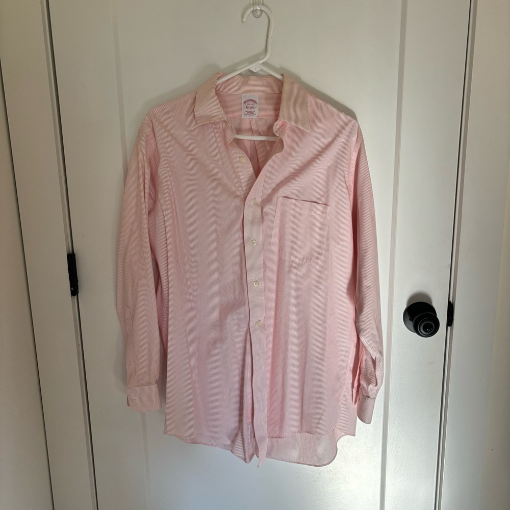 VINTAGE PINK PINSTRIPE BUTTON DOWN SHIRT💗
